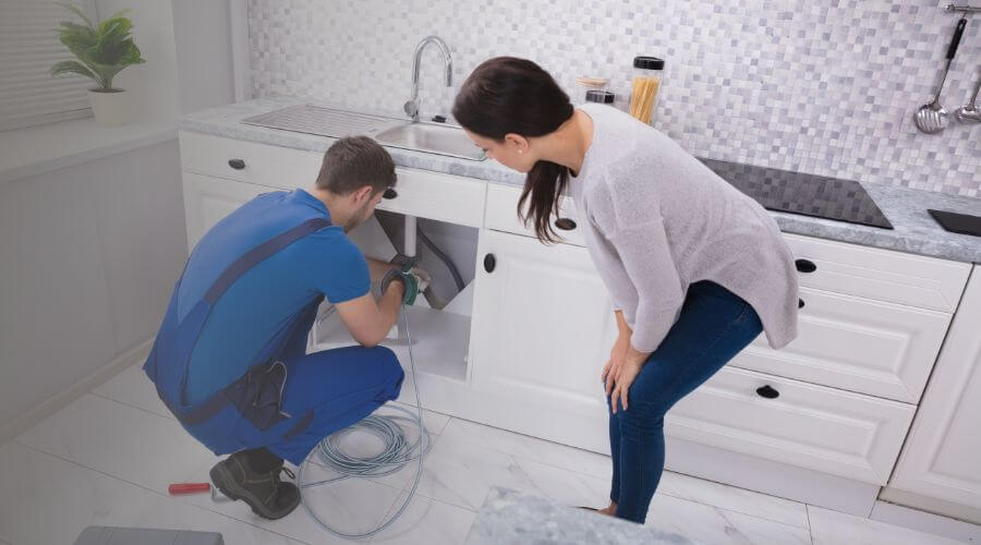 Expert burst pipe repair services in North Webster, IN